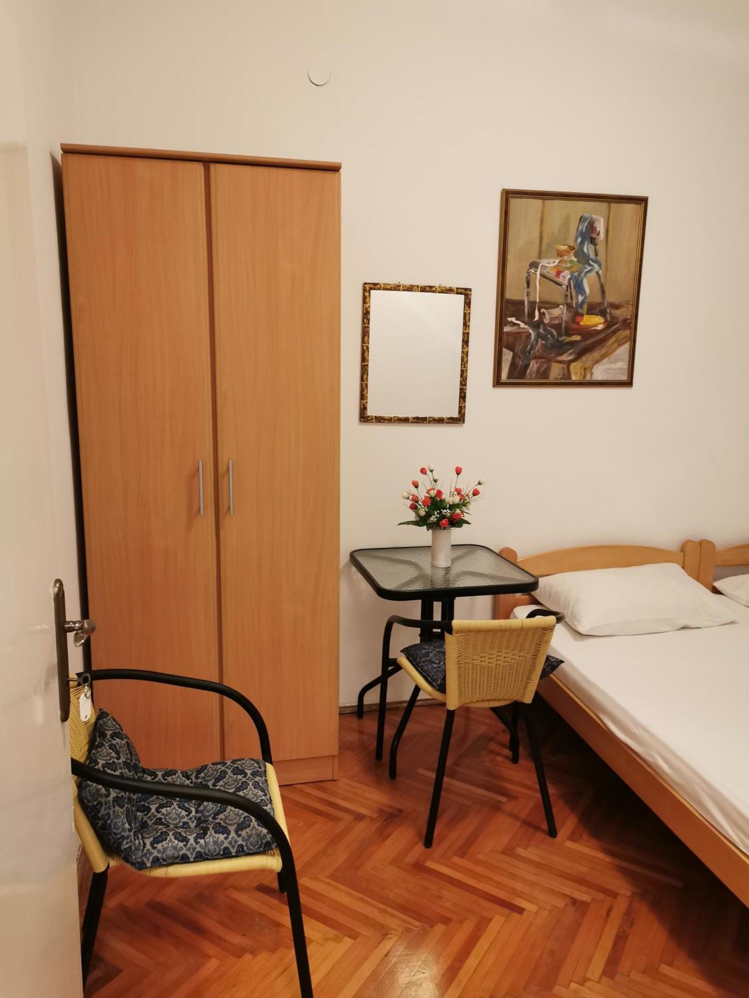 Zemunella Guest House Herceg Novi Pokoj fotografie